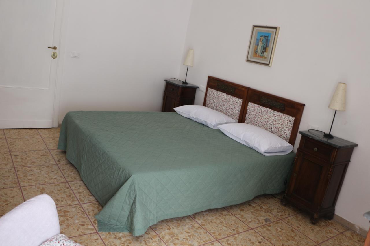 House In The Light Bed and breakfast 2*